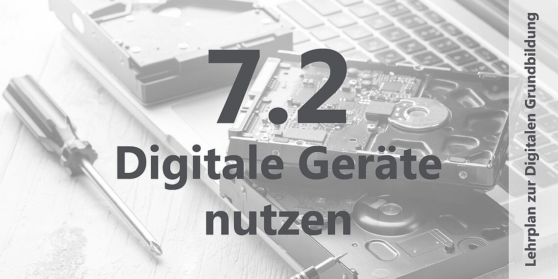 Digitale Geräte nutzen Hardware liegt auf Laptoptastatur