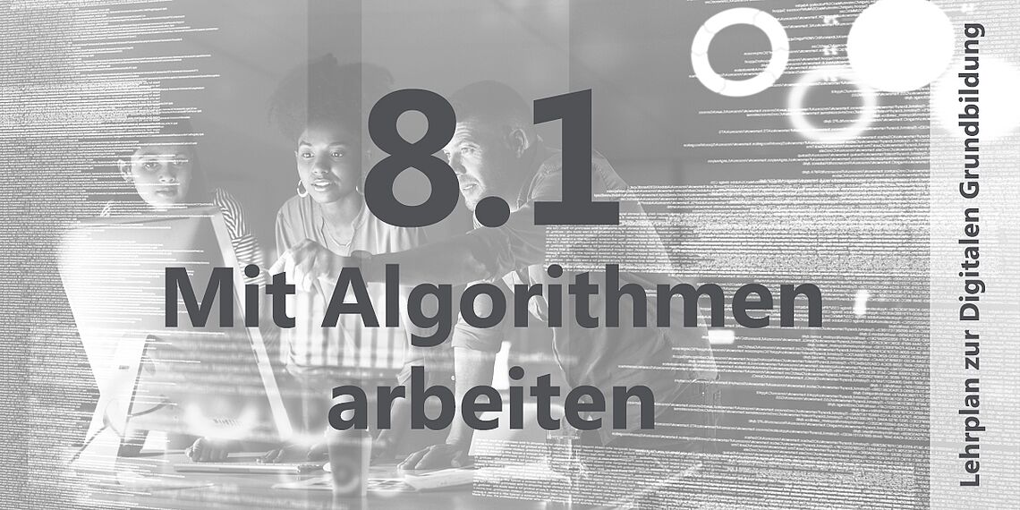 Mit Algorithmen arbeiten Mitarbeiter diskutieren über Algorithmen